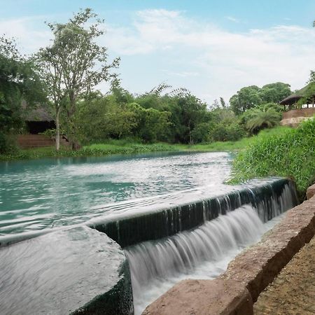 Hampi'S Whiskers Resort Екстер'єр фото